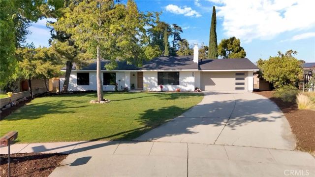 467 Lee Ave, Claremont, CA 91711
