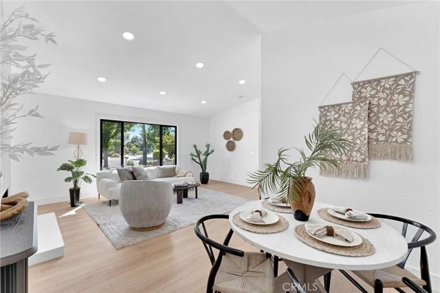 467 Lee Ave, Claremont, CA 91711
