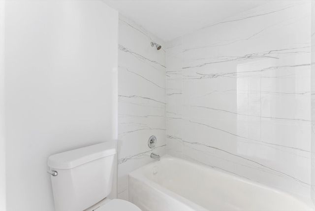 7797 Golf Cir Drive 104, Margate, FL 33063