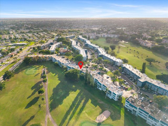 7797 Golf Cir Drive 104, Margate, FL 33063