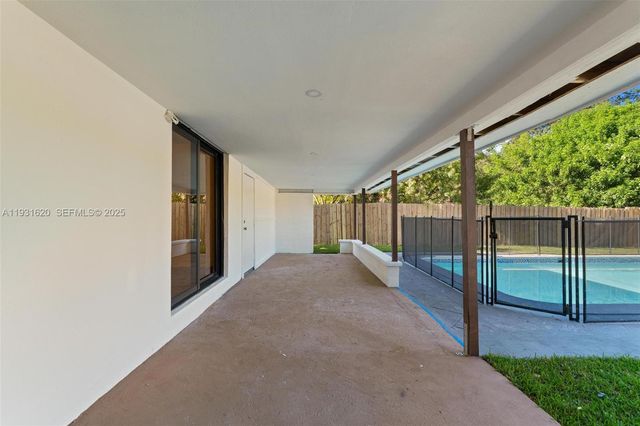 1516 SW 30th Terrace, Fort Lauderdale, FL 33312