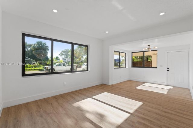 1516 SW 30th Terrace, Fort Lauderdale, FL 33312