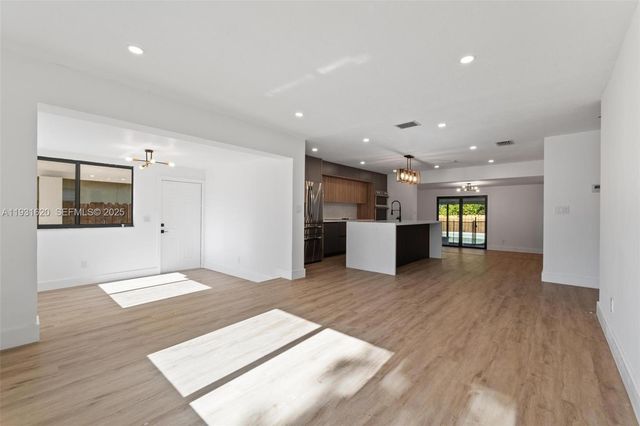 1516 SW 30th Terrace, Fort Lauderdale, FL 33312