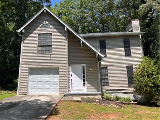 3948 Valley Brook Road, Snellville, GA 30039