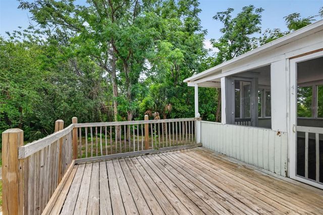 36 BAY RIDGE LOOP, Mascotte, FL 34753