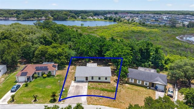 36 BAY RIDGE LOOP, Mascotte, FL 34753