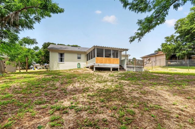 36 BAY RIDGE LOOP, Mascotte, FL 34753