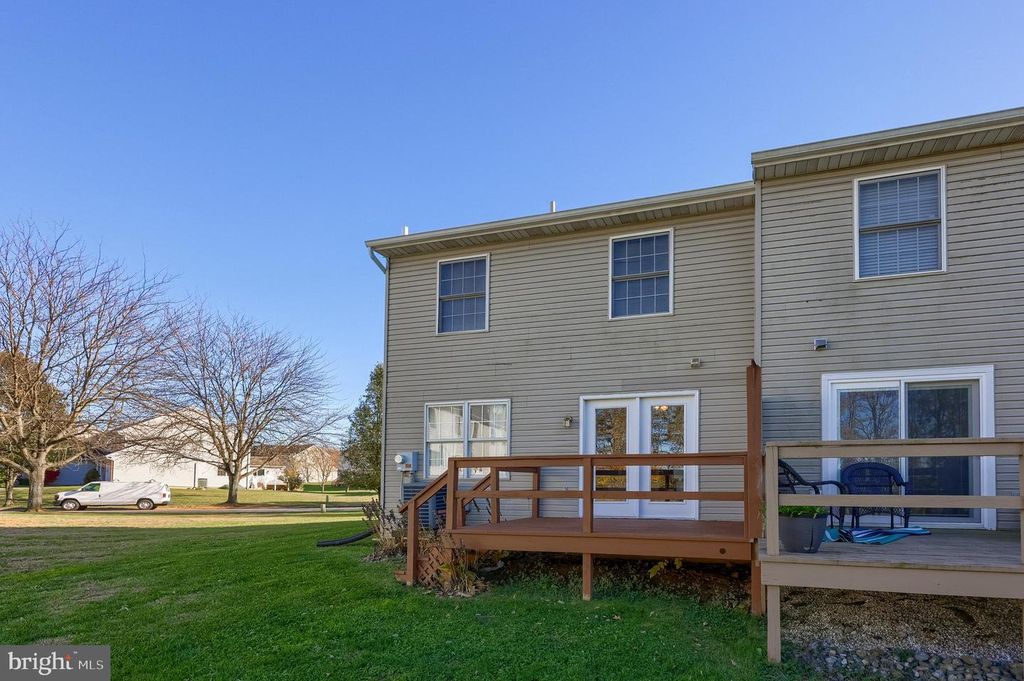 Image 36 of property listing at 4003 PARKSIDE CT, Mount Joy, PA 17552