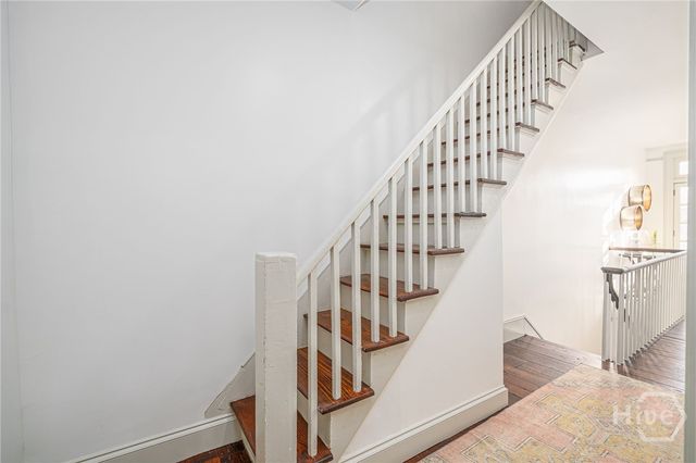 110 W Taylor Street, Savannah, GA 31401