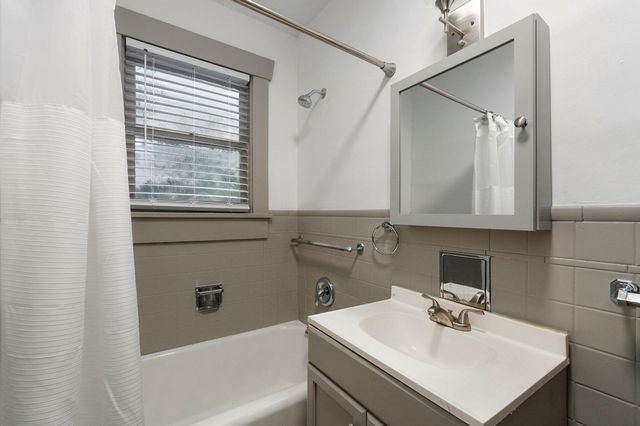 1615 West Nichols Street, Springfield, MO 65802