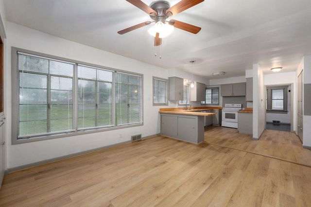 1615 West Nichols Street, Springfield, MO 65802