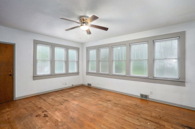 1615 West Nichols Street, Springfield, MO 65802