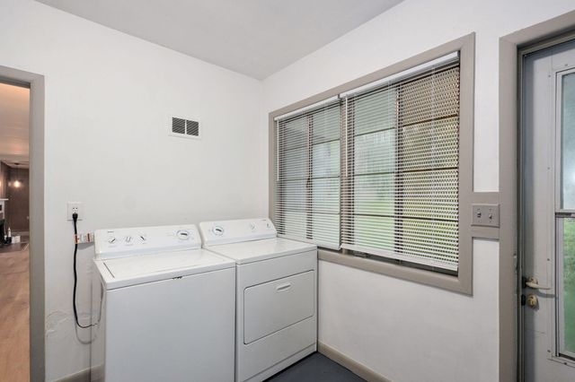 1615 West Nichols Street, Springfield, MO 65802