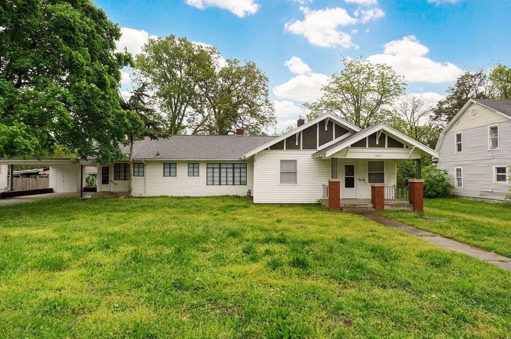 1615 West Nichols Street, Springfield, MO 65802