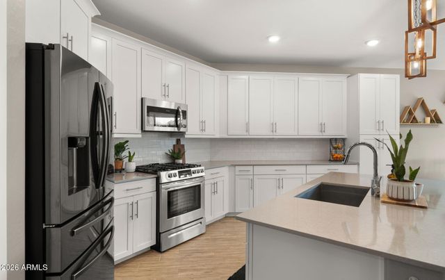 9741 E RESEARCH Avenue, Mesa, AZ 85212