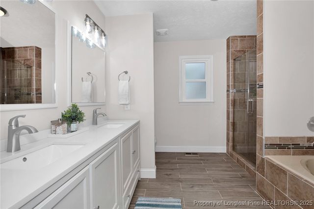 6868 Uppingham Road, Fayetteville, NC 28306