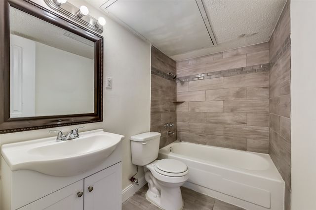 1049 Eastwood Drive, Lewisville, TX 75067