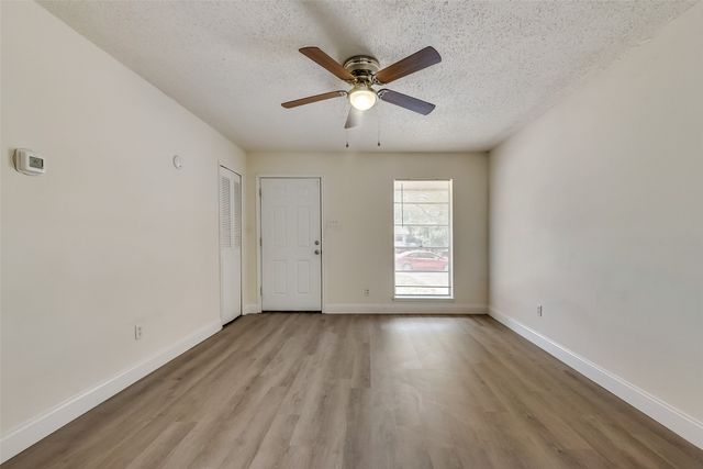 1049 Eastwood Drive, Lewisville, TX 75067
