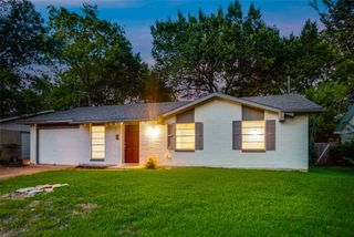 1049 Eastwood Drive, Lewisville, TX 75067