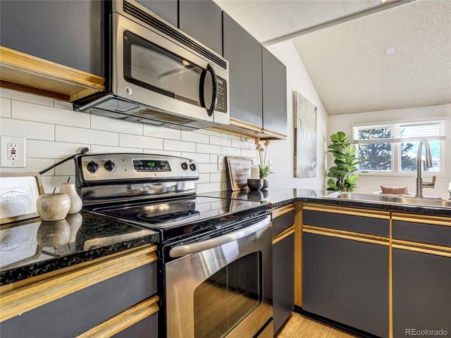 518 Observatory Drive, Colorado Springs, CO 80904