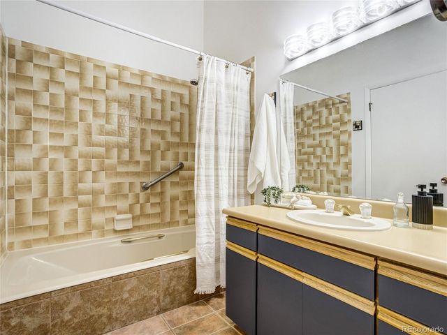 518 Observatory Drive, Colorado Springs, CO 80904