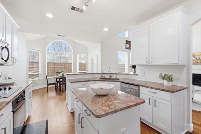 6000 Briaridge Lane, Flower Mound, TX 75028