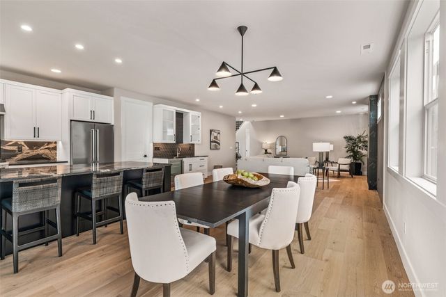 429 Ton-A-Wan-Da Avenue NE, Tacoma, WA 98422