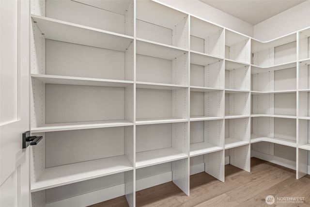 429 Ton-A-Wan-Da Avenue NE, Tacoma, WA 98422