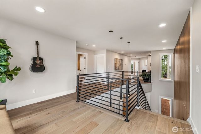 429 Ton-A-Wan-Da Avenue NE, Tacoma, WA 98422