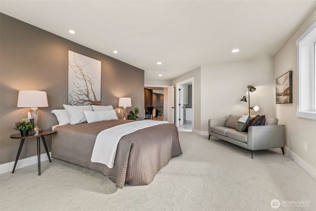 429 Ton-A-Wan-Da Avenue NE, Tacoma, WA 98422