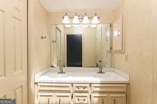 4303 Castlewood Parkway, Columbus, GA 31907