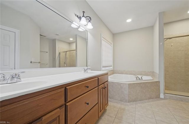 22347 Graystone DR, Carrollton, VA 23314