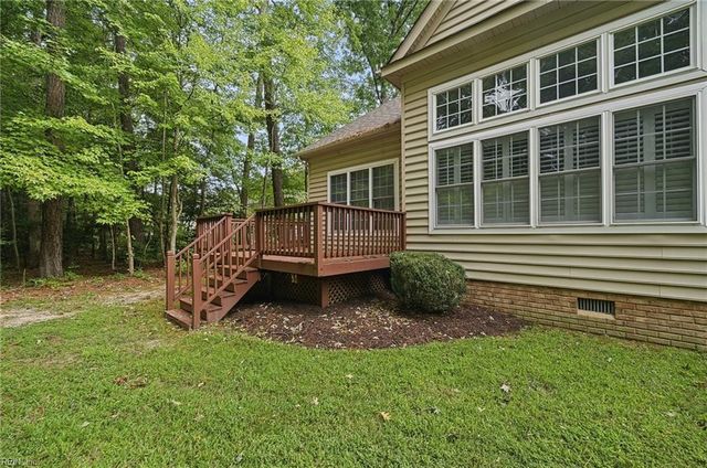 22347 Graystone DR, Carrollton, VA 23314