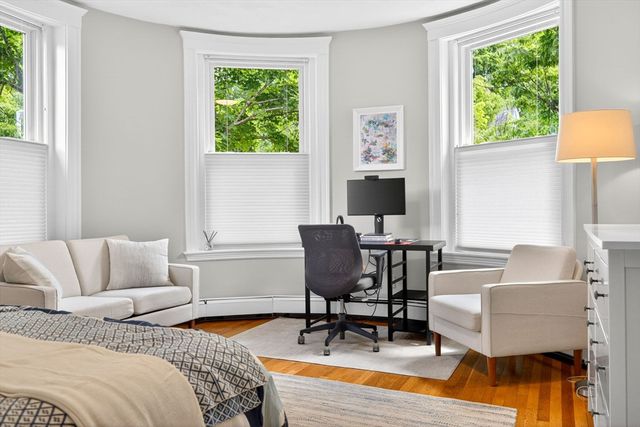 815 Centre Street 1, Boston, MA 02130