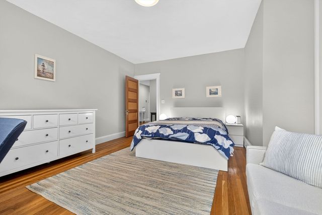 815 Centre Street 1, Boston, MA 02130