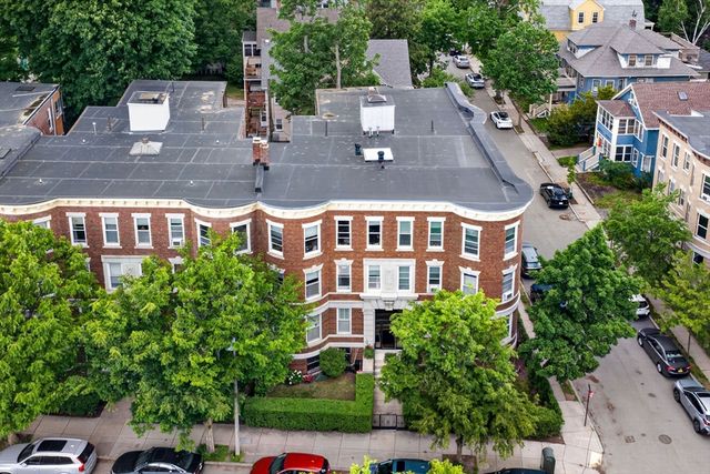 815 Centre Street 1, Boston, MA 02130