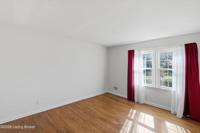 3206 Brownsboro Vista Dr, Louisville, KY 40242