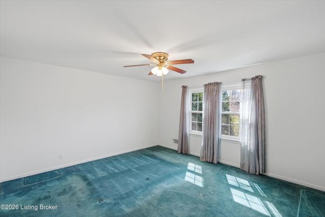 3206 Brownsboro Vista Dr, Louisville, KY 40242