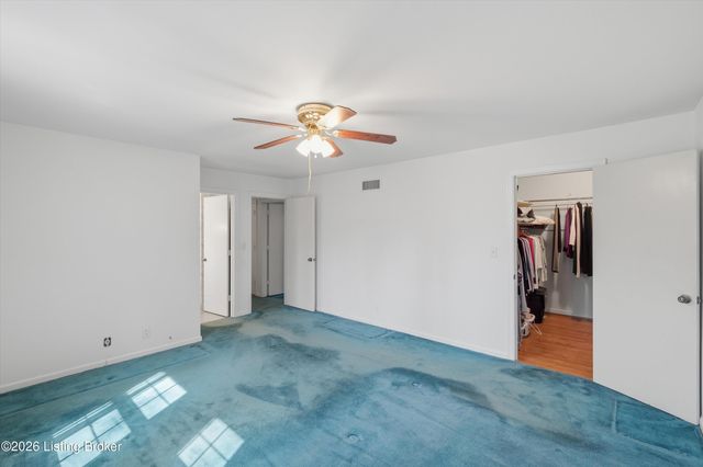 3206 Brownsboro Vista Dr, Louisville, KY 40242