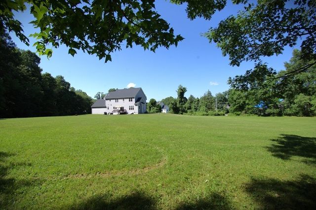277 Yew Street, Douglas, MA 01516