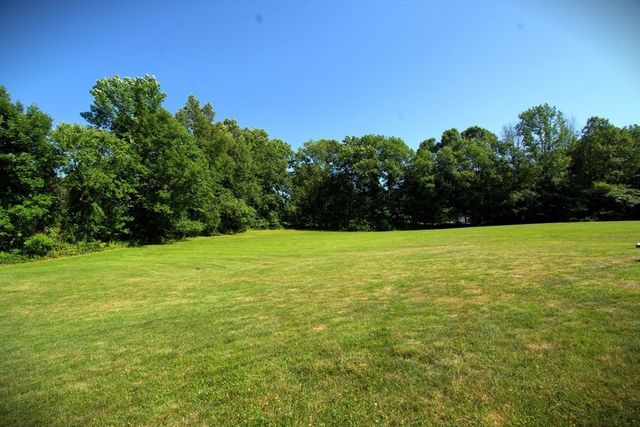 277 Yew Street, Douglas, MA 01516