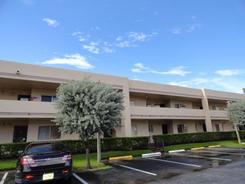 3212 Strawflower Way 207, Lake Worth, FL 33467