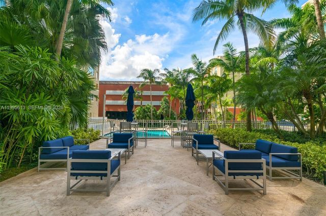 2000 N Bayshore Dr 702, Miami, FL 33137