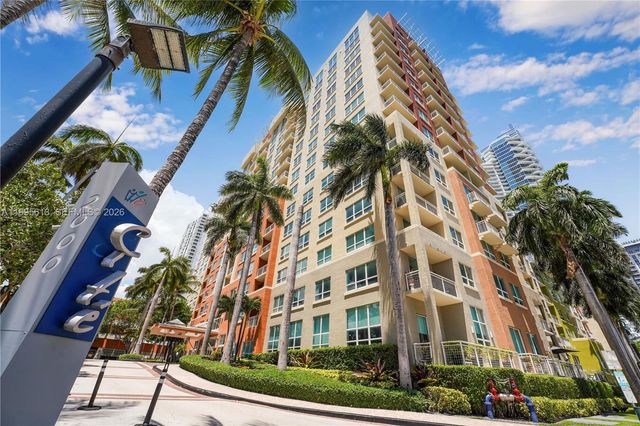 2000 N Bayshore Dr 702, Miami, FL 33137