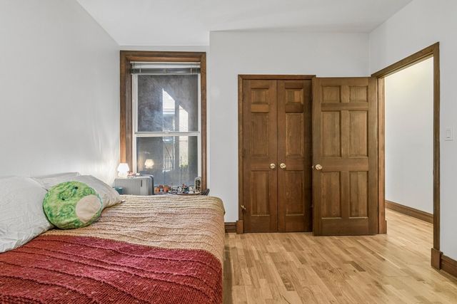 869 N LaSalle Street 2, Chicago, IL 60610