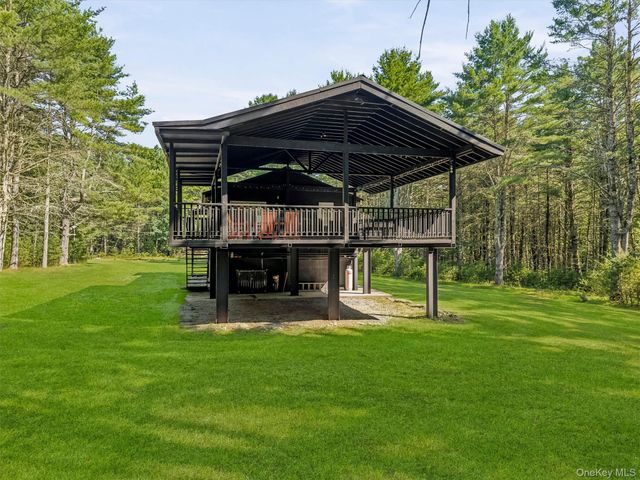165 Dexheimer Road, Narrowsburg, NY 12764