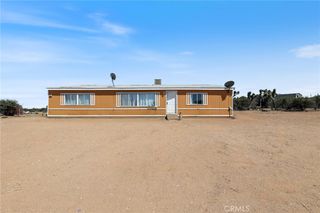 8195 Alta Mesa Road, Oak Hills, CA 92344