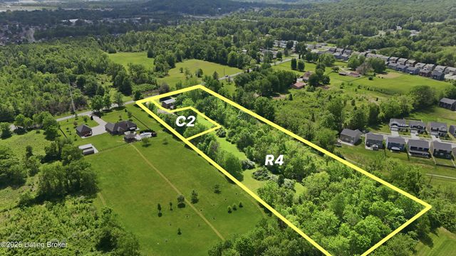 4001 Mud Ln, Louisville, KY 40229