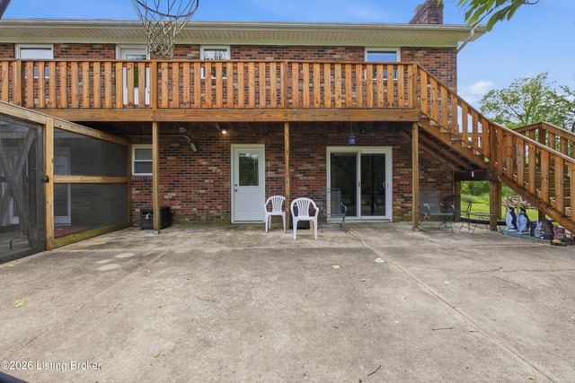 4001 Mud Ln, Louisville, KY 40229