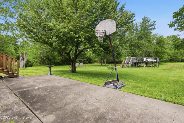 4001 Mud Ln, Louisville, KY 40229